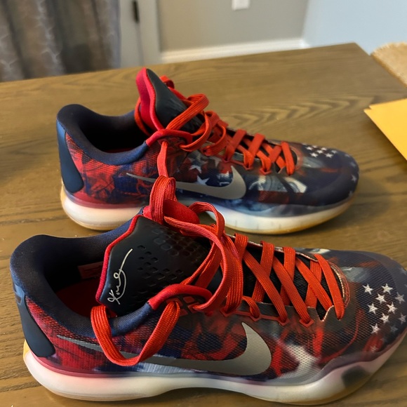 2015 Nike Kobe 10 July 4th special edition. Never worn. Size 9 - Picture 4 of 7